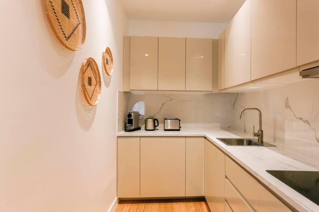 Modern 2 Bedrooms Near Louvre Paris Eksteriør bilde
