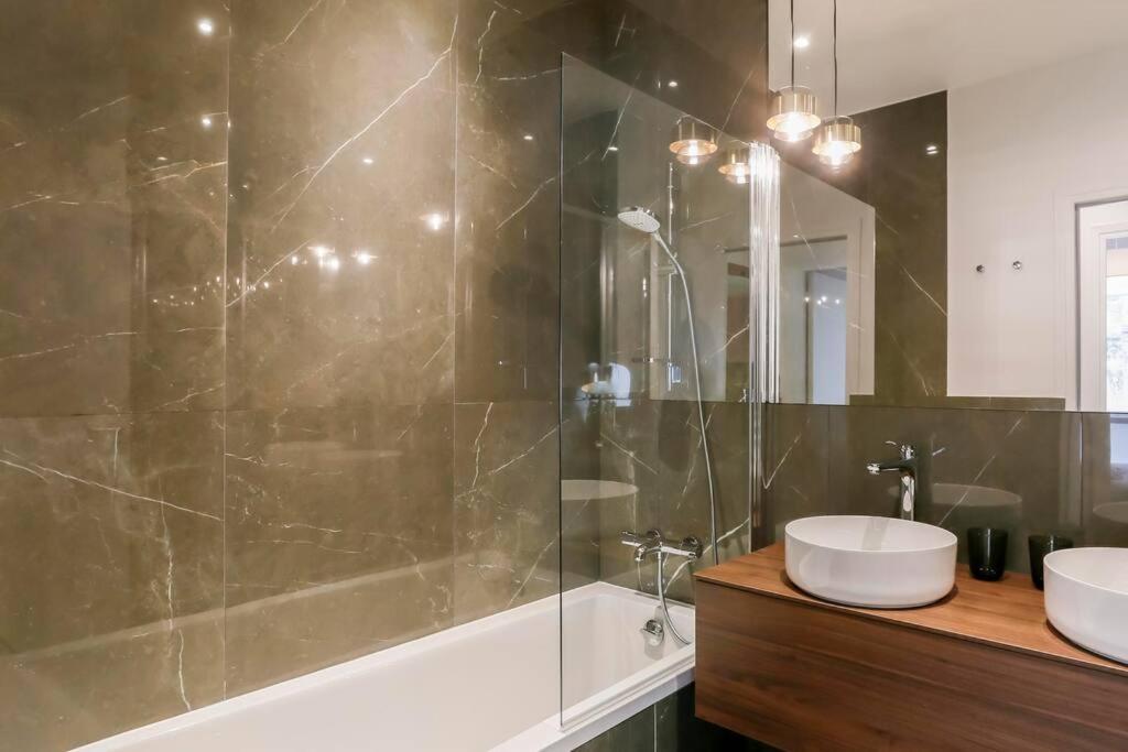 Modern 2 Bedrooms Near Louvre Paris Eksteriør bilde